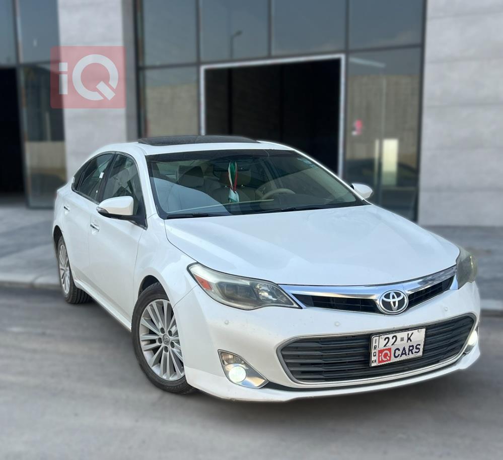 تويوتا أفالون